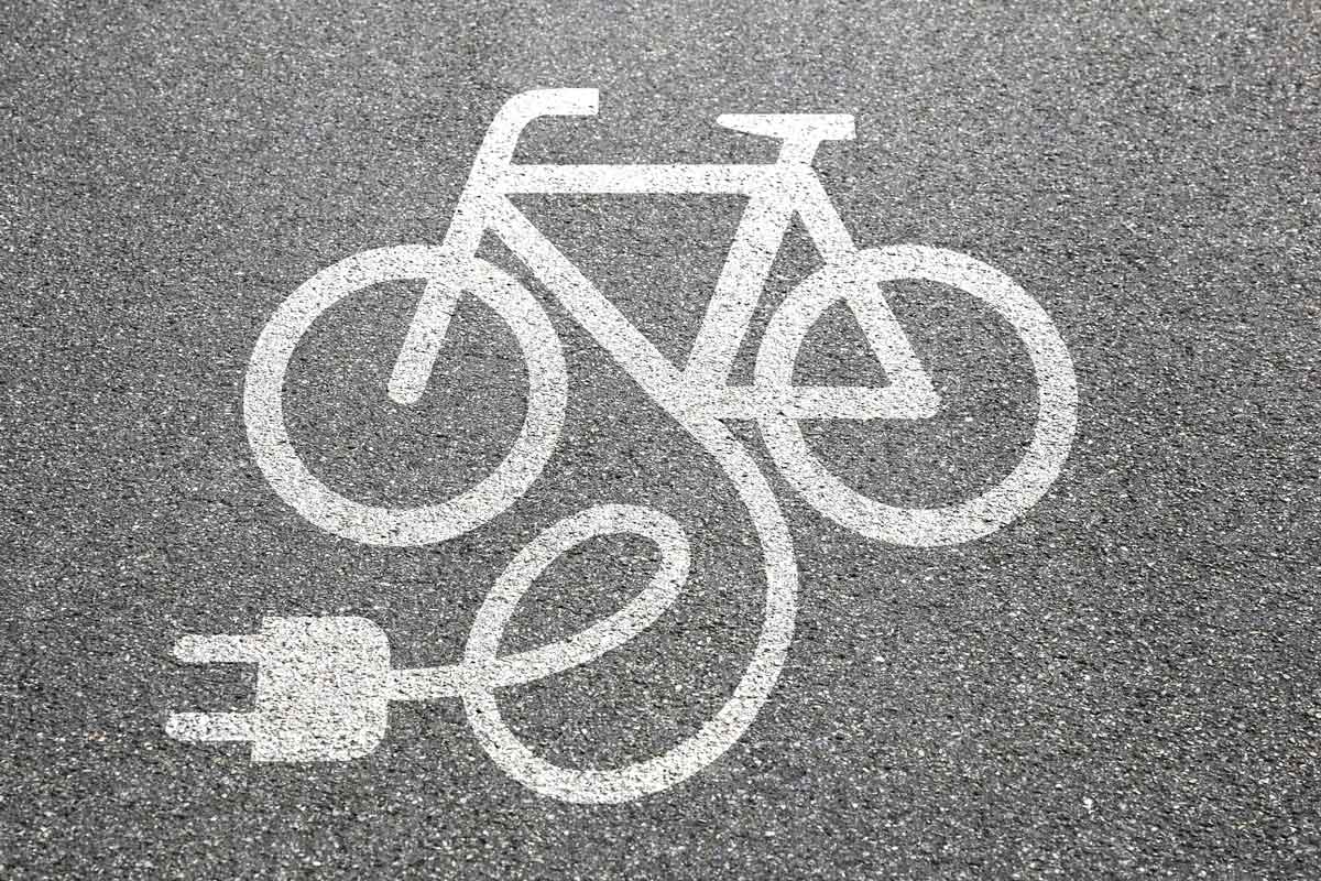 E-Bikes-Road